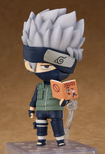 Load image into Gallery viewer, Naruto Nendoroid 724 Kakashi Hatake