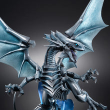Load image into Gallery viewer, Yu-Gi-Oh Duel Monsters MEGAHOUSE ART WORKS MONSTERS Blue Eyes White Dragon～Holographic Edition～

