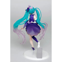 Load image into Gallery viewer, Vocaloid Hatsune Miku 3rd Season Winter Version Prize Figure
