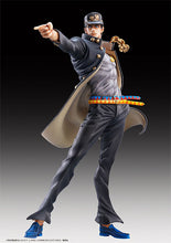 Load image into Gallery viewer, JOJO&#39;S BIZARRE ADVENTURE Part3「Stardust Crusaders」Medicos Entertainment STATUE LEGEND「Jotaro Kujo」

