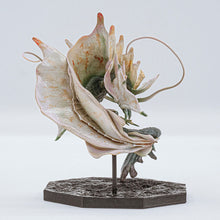 Load image into Gallery viewer, MONSTER HUNTER Storm Dragon Amatsu CAPCOM FIGURE BUILDER CUBE
